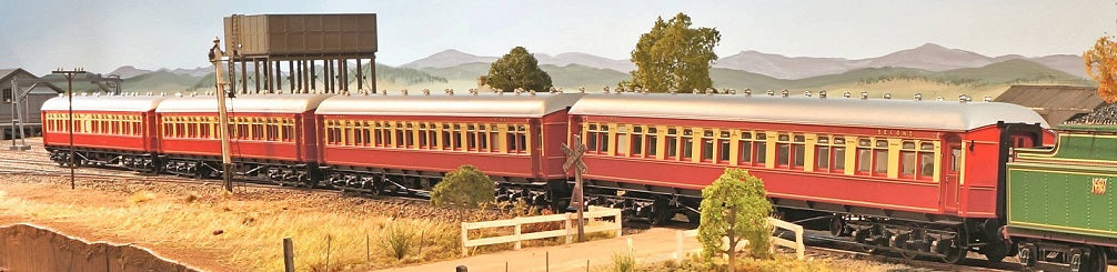 NSWGR NCR - 4 Car Set